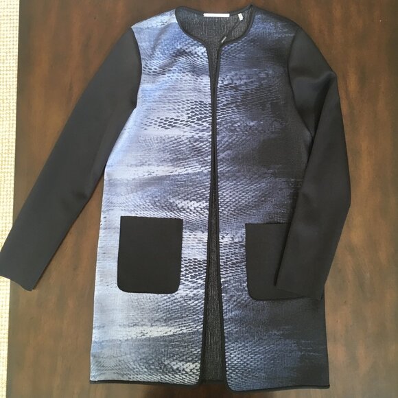 T Tahari Cardigan Long Blazer Small Jacket Duster Blue Black Ombré Snake Print - Picture 3 of 9